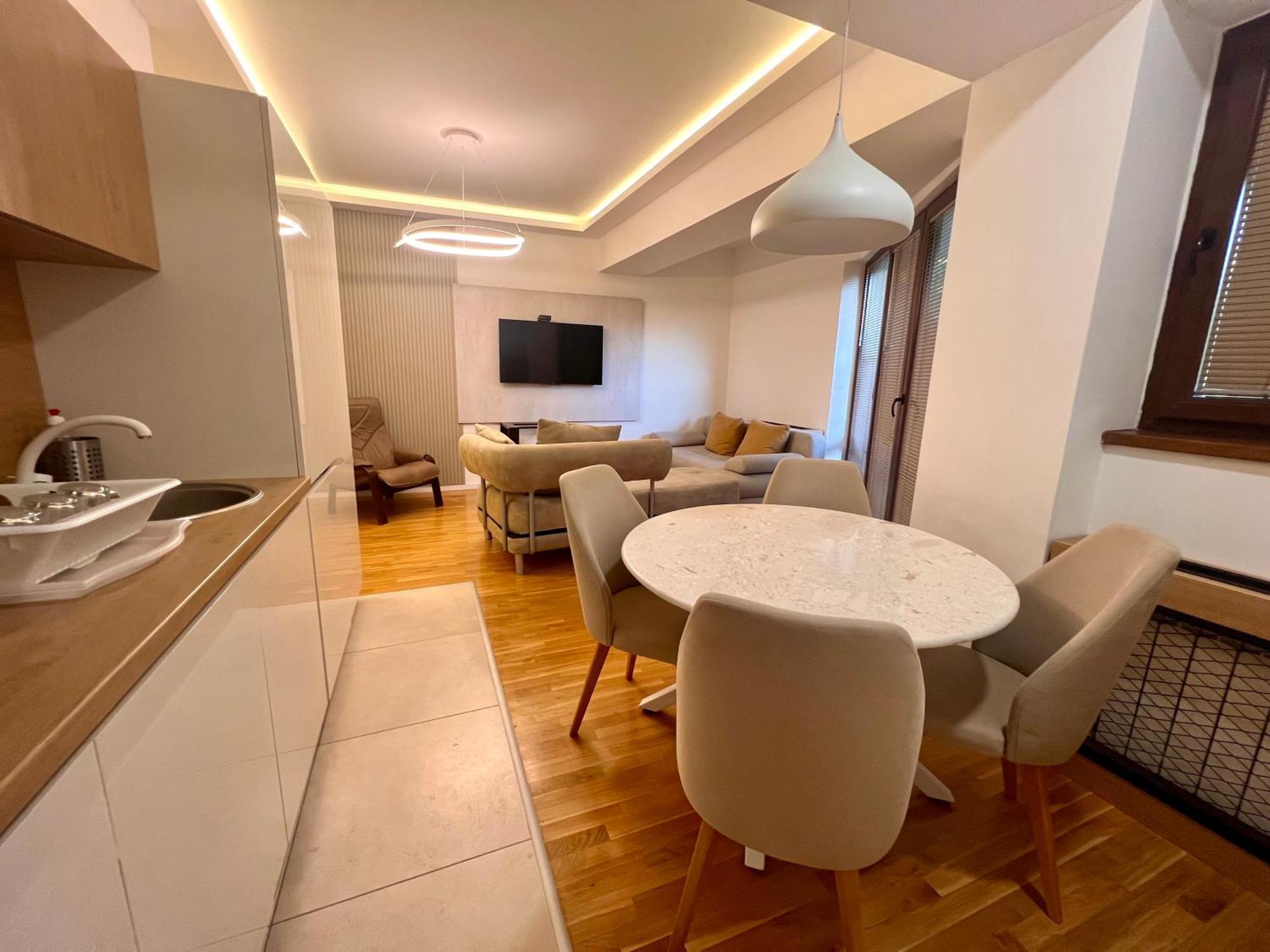 Gigi Apartment By Eluxory Skopje Exterior foto